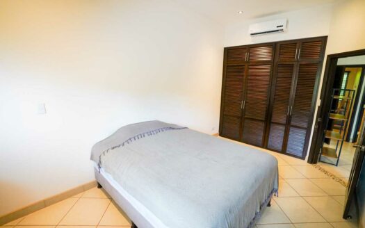 Townhouse Moderno de 3 Hab en Condo Privado – A Minutos de Playa Grande COD: 139750