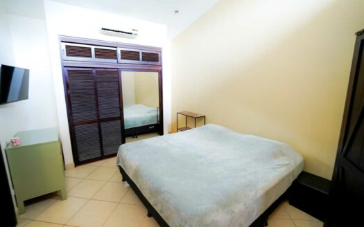 Townhouse Moderno de 3 Hab en Condo Privado – A Minutos de Playa Grande COD: 139750