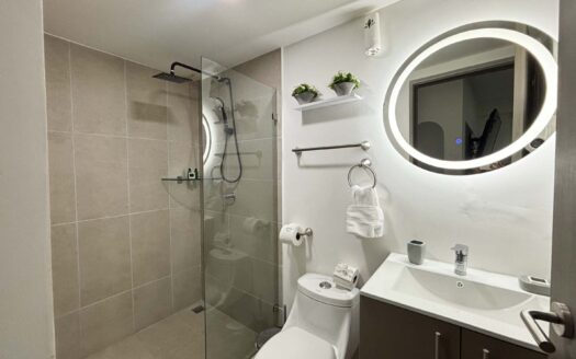 Oportunidad-Apartamento en venta en Punta Esmeralda Punta leona-A solo pasos del Mar-Precio: $265 000-Código:138979