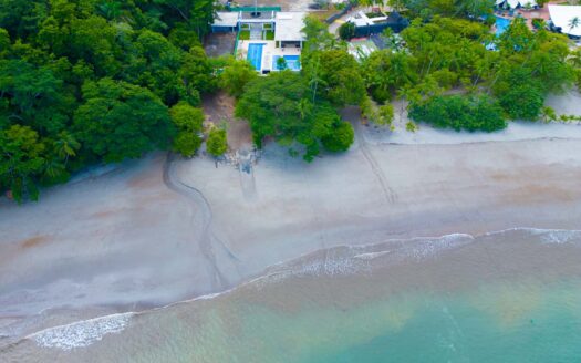 Espectacular-Apartamento en venta en Punta Esmeralda Punta leona-A solo pasos del Mar-Precio: $280 000-Código:139399