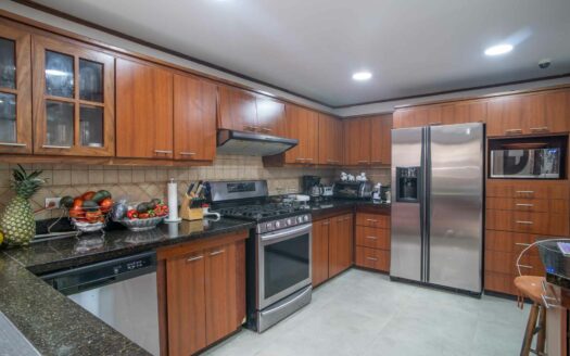 🏡 Casa en Venta en Montes de Oca, San Rafael – Amplia, con Departamento Independiente y Gran Jardín cod.138768