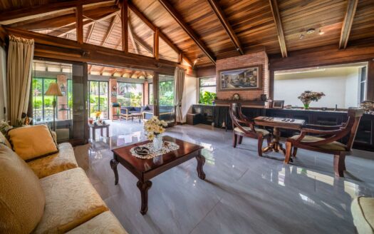 🏡 Casa en Venta en Montes de Oca, San Rafael – Amplia, con Departamento Independiente y Gran Jardín cod.138768