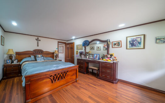 🏡 Casa en Venta en Montes de Oca, San Rafael – Amplia, con Departamento Independiente y Gran Jardín cod.138768