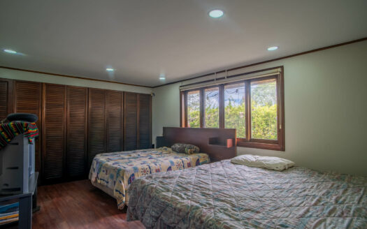 🏡 Casa en Venta en Montes de Oca, San Rafael – Amplia, con Departamento Independiente y Gran Jardín cod.138768