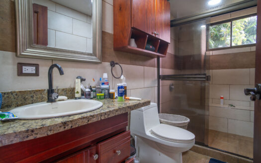 🏡 Casa en Venta en Montes de Oca, San Rafael – Amplia, con Departamento Independiente y Gran Jardín cod.138768