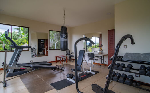 🏡 Casa en Venta en Montes de Oca, San Rafael – Amplia, con Departamento Independiente y Gran Jardín cod.138768