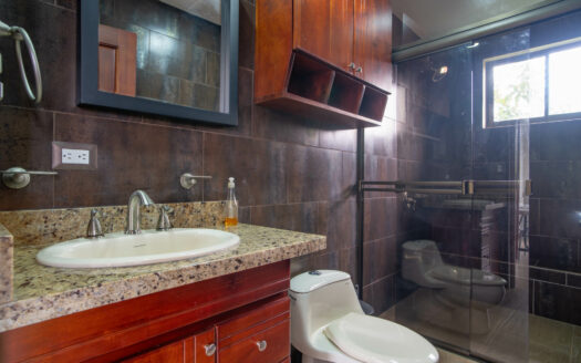 🏡 Casa en Venta en Montes de Oca, San Rafael – Amplia, con Departamento Independiente y Gran Jardín cod.138768