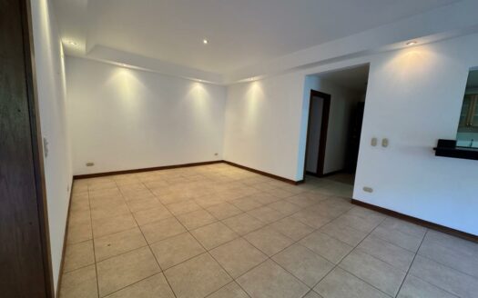 El Apartamento que busca lo tenemos Aquí en Escazú!!! Amplio, cerca de Centros Comerciales a un precio de Oportunidad. Cód 138465