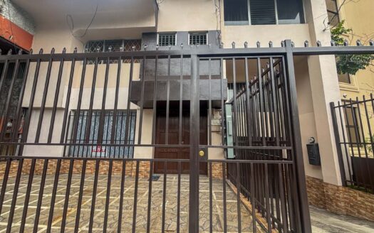 🏡 Casa con 5 Apartamentos en Venta en San Pedro, Ideal para Vivir y Generar Ingresos cod.139106