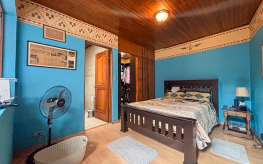 🏡 Casa con 5 Apartamentos en Venta en San Pedro, Ideal para Vivir y Generar Ingresos cod.139106