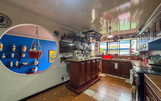 🏡 Casa con 5 Apartamentos en Venta en San Pedro, Ideal para Vivir y Generar Ingresos cod.139106