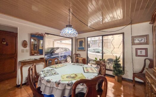 🏡 Casa con 5 Apartamentos en Venta en San Pedro, Ideal para Vivir y Generar Ingresos cod.139106