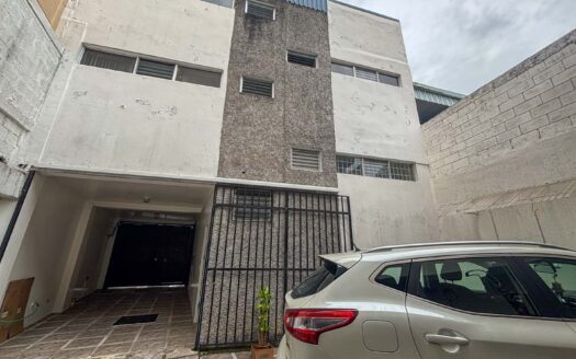 🏡 Casa con 5 Apartamentos en Venta en San Pedro, Ideal para Vivir y Generar Ingresos cod.139106