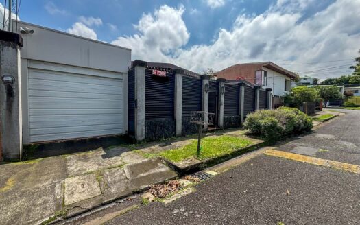 🏡 Venta de Casa en 1 Planta – Uso de Suelo Mixto – Montes de Oca, cerca de la UCR cod.139304