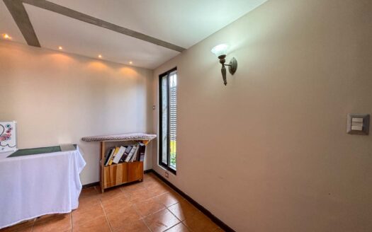 🏡 Venta de Casa en 1 Planta – Uso de Suelo Mixto – Montes de Oca, cerca de la UCR cod.139304