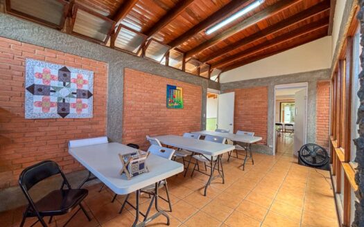 🏡 Venta de Casa en 1 Planta – Uso de Suelo Mixto – Montes de Oca, cerca de la UCR cod.139304
