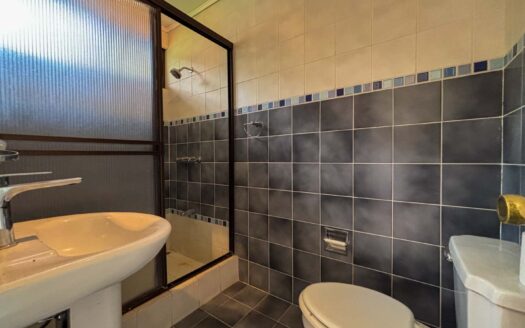 🏡 Venta de Casa en 1 Planta – Uso de Suelo Mixto – Montes de Oca, cerca de la UCR cod.139304