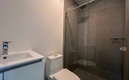 Apartamento en alquiler en La Sabana, piso 13 con vistas impresionantes COD#138444