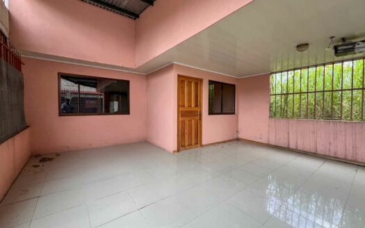 Casa en venta en Lomas de San Antonio, Desamparados, 2 habitaciones – Remate bancario con seguridad 24/7 COD#138386