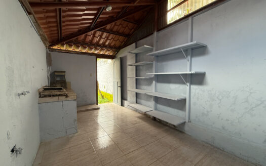 Remate Bancario!!! Amplia y Moderna Casa Renovada, con Zona Verde, en Los Colegios Norte, Moravia COD 139014