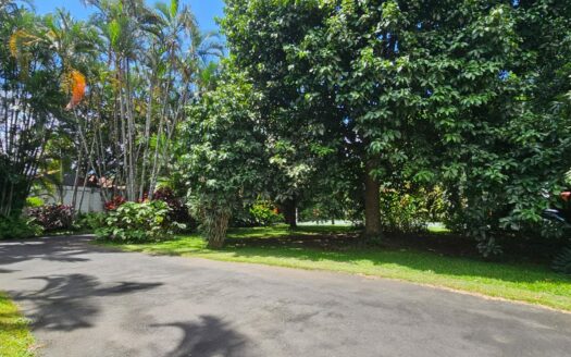 ¡USO DE SUELO MIXTO! Hermosa quinta en venta en El Roble con amplio terreno de 8.963 m2 y linda casa de una planta. COD. 138838