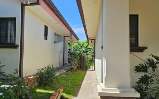 ¡REMATE BANCARIO, PRECIO DE OPORTUNIDAD! Casa en Venta en Condominio en Alajuela Centro, Amplia de 1 Planta y 5 Habitaciones. COD. 139647