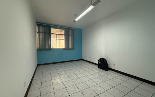 Oportunidad de Propiedad ideal para Casa, Oficinas o Comercio en Guadalupe, Goicoechea COD 139105