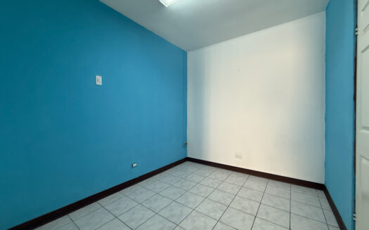 Oportunidad de Propiedad ideal para Casa, Oficinas o Comercio en Guadalupe, Goicoechea COD 139105