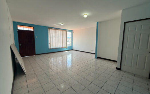 Oportunidad de Propiedad ideal para Casa, Oficinas o Comercio en Guadalupe, Goicoechea COD 139105