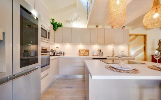 🌿 Villa Boutique en Potrero — 2 Habitaciones, 2 Baños | Amoblada y Renovada COD:139350