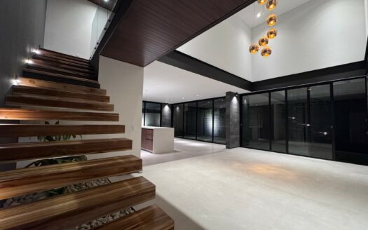 Tres Ríos: “Casa Bosque” 4 habitaciones con diseño innovador y privacidad #140063