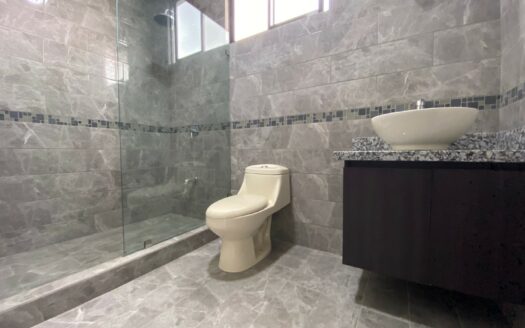 Tres Ríos: Casa en Condominio Distrito San Juan en Precio de Oportunidad! #139829