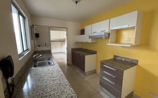 🏡 Remate Bancario. Casa en Venta en Ciudad Colón, en Condominio con Amenidades Premium. Cod. 140431