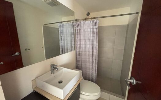 🏡 Remate Bancario. Casa en Venta en Ciudad Colón, en Condominio con Amenidades Premium. Cod. 140431