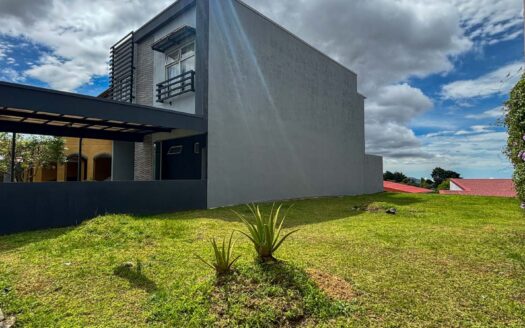 Lote en Venta en Condominio Lomas de Montes de Oca, Plano con Vista cod.140253