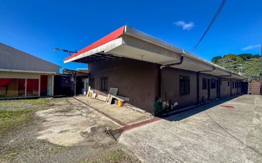 Local Comercial en Alquiler en Sabanilla con Amplio Parqueo y Excelente Exposición cod.140649