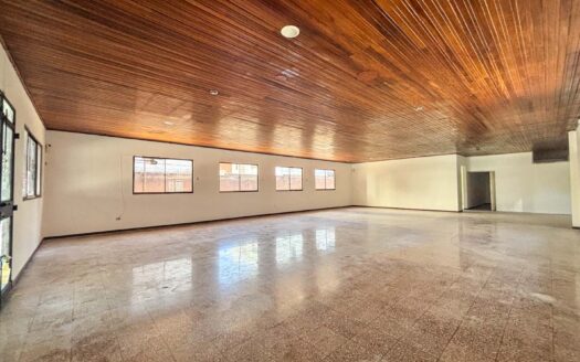 Local Comercial en Alquiler en Sabanilla con Amplio Parqueo y Excelente Exposición cod.140649