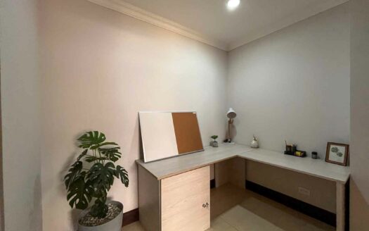 Apartamento de 2 habitaciones en venta en La Sabana, amplio y frente al parque COD#140678