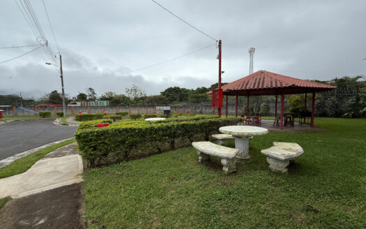 Casa para Estrenar, de 2 Plantas, Moderna y Llena de Luz Natural, en Condominio, Patalillo de Coronado COD 140331