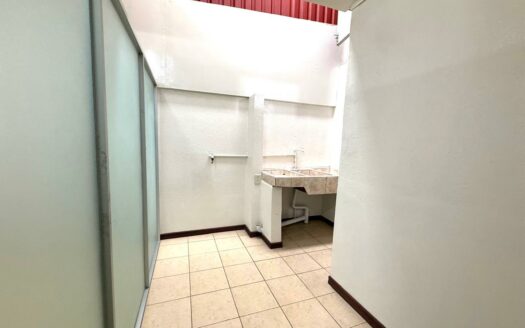 Casa en Venta en Santa Cecilia de San Francisco de Heredia, ideal para Inversión: Dos Viviendas Independientes en un mismo Lote. Código 139775