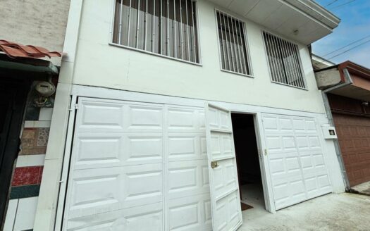 Casa en Venta en Santa Cecilia de San Francisco de Heredia, ideal para Inversión: Dos Viviendas Independientes en un mismo Lote. Código 139775