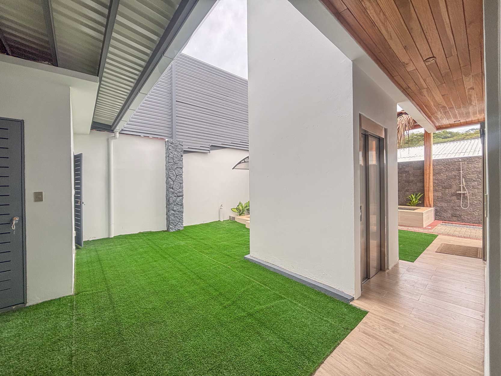 Casa En Venta En Punta Leona, Para Estrenar, A 3 Min De Playa Mantas, Piscina Y Jacuzzi Cod 145442